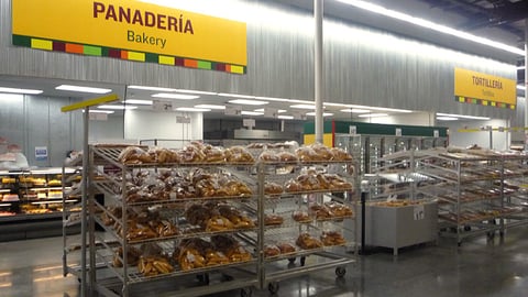 Más Club Bakery