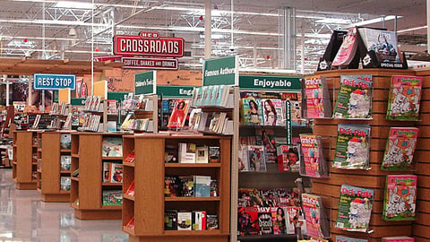 H-E-B Plus Books & Magazines Department