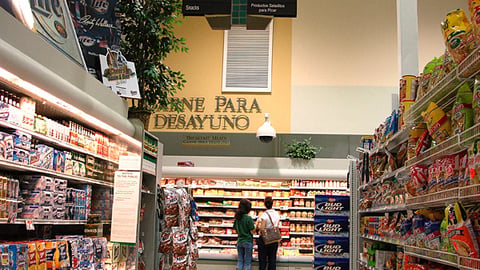 Publix Sabor Beer & Snack Aisle