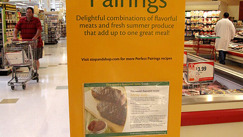 Stop & Shop 'Perfect Pairings' Stanchion