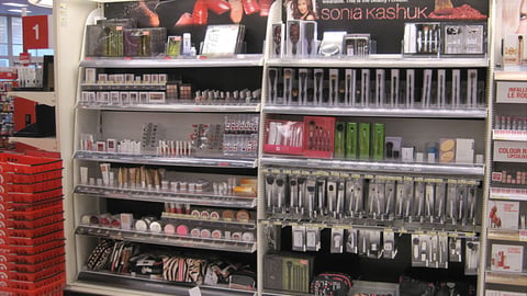 Target Sonia Kashuk In-Line Display