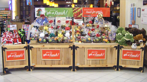 Giant-Carlisle 'Gift of Fresh' Display