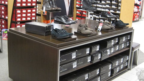 Kohl's Marc Anthony Footwear Merchandising