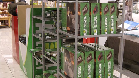 Kohl's In-Aisle Holiday Merchandising