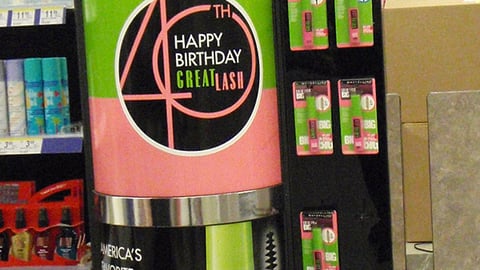 Maybelline Great Lash Floorstand