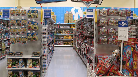 Toys "R" Us 'Hot Wheels/Cars' Aisle