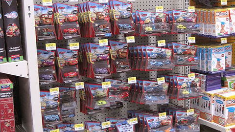Walmart 'Cars 2' In-Line Display