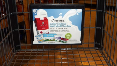 Safeway 'rBST-Free Dairy' Shopping Cart Sign