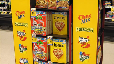 General Mills 'Snack Bus' Display