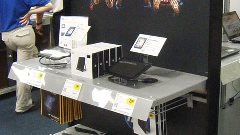 Best Buy HP TouchPad Endcap