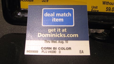 Dominick's 'Deal Match Item' Sign