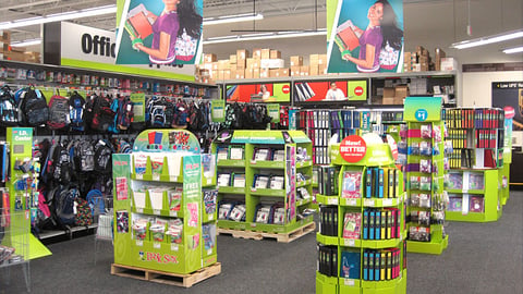 Staples Back-to-School Merchandising