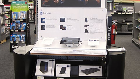 Staples HP TouchPad Endcap Display