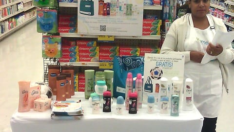 Unilever 'Vive Mejor' Sampling Table