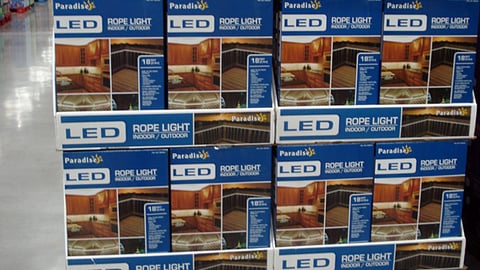 Paradise Garden Holiday Lights Pallet