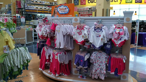 Babies "R" Us 'Truly Scrumptious' Merchandising