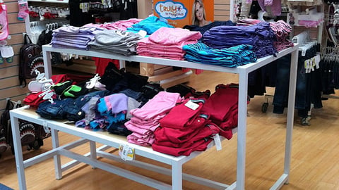 Babies "R" Us 'Truly Scrumptious' Table Display