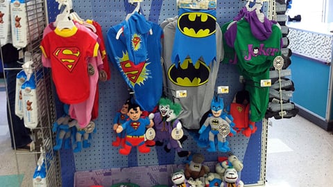 Petco Fetch 'DC Comics' Endcap