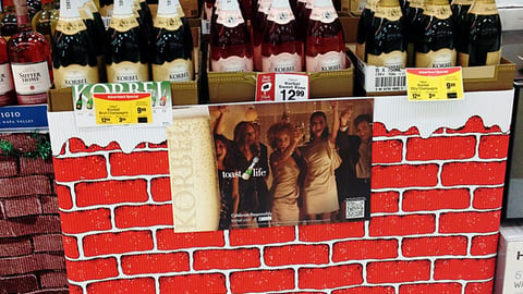 Korbel 'Toast Life' Pallet Display