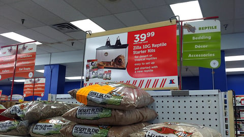 Petco Holiday Endcap Header