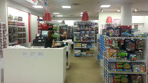 Toys "R" Us Express Macy's Shop