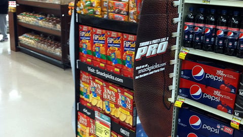 Keebler 'Throw a Party Like a Pro' Shipper