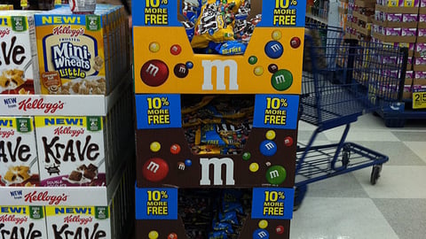M&M's 'Gameday' Pallet Display
