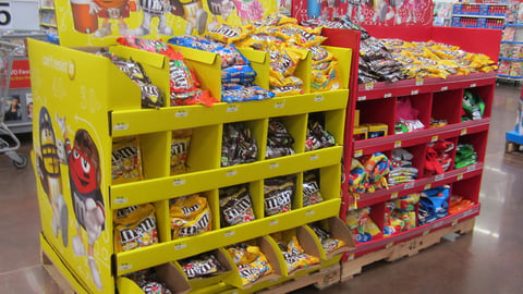 M&M's 'Can't Resist' Football Pallets