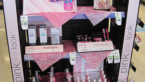 Walgreens 'Pink Your Look' Endcap