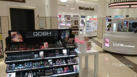 Walgreens 'Look Boutique' Beauty Department