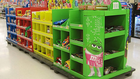 M&M's 'Can't Resist' Football Pallet Train