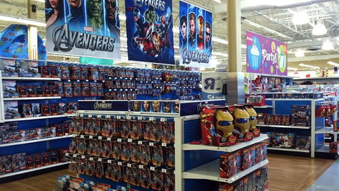 Toys "R" Us 'Avengers' Shop