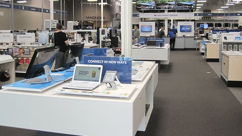 Best Buy 'Experience Table' Displays
