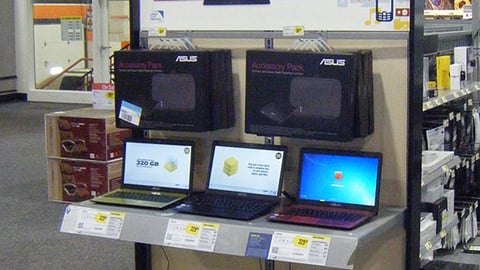 Best Buy Asus 'Go Back to School' Endcap
