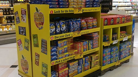 Dominick's '10% Goes Back' Pallets