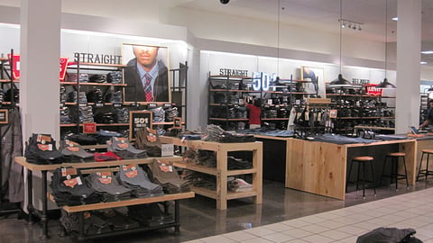 JCPenney 'Levi's Denim Bar' Men's Shop