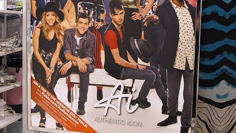 Kohl's Authentic Icon Sweeps Sign