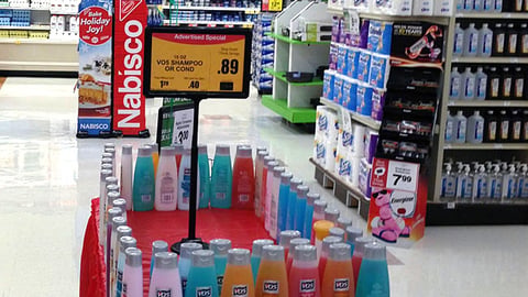 Winn-Dixie 'Dollar Deals' VO5 Display