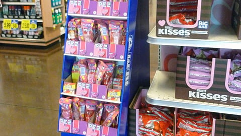 PEZ Valentine's Day Shipper