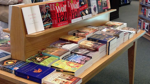 Barnes & Noble 'Love Stories' Sign
