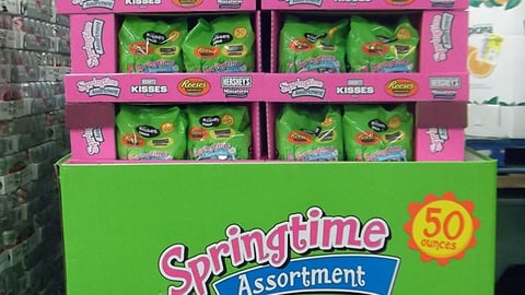 Hershey 'Springtime Assortment' Pallet Display