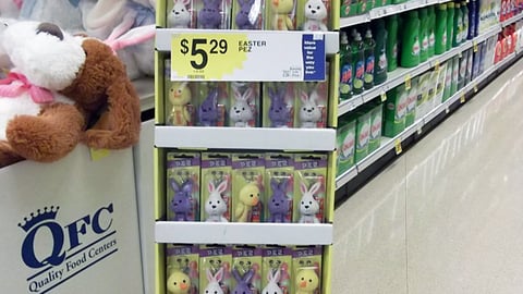 PEZ Easter Shipper