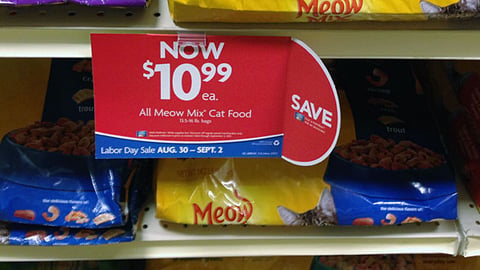 PetSmart Meow Mix 'Labor Day' Price Sign