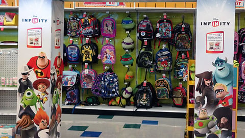 Toys "R" Us 'Disney Infinity' Archway