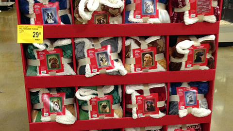 PetSmart 'Luv-A-Pet' Half-Pallet