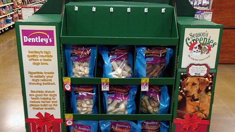 Mars PetSmart 'Celebrate the Season' Pallet Display