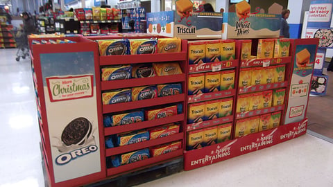 Mondelez International Walmart 'Happy Entertaining' Pallet Train