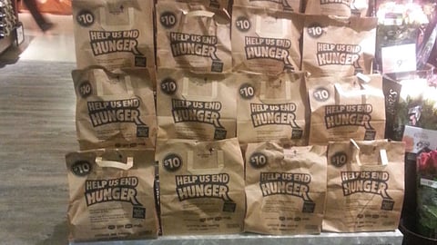 Dominick's 'Every Bag Counts' Merchandising