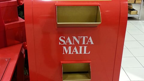 Macy's 'Santa Mail' Mailbox