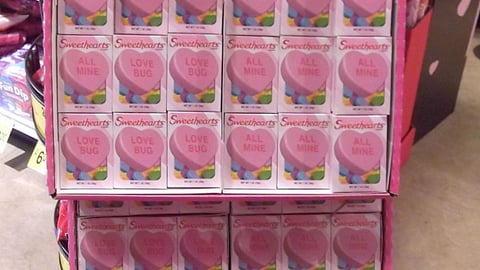 Sweethearts 'True Love' Floorstand